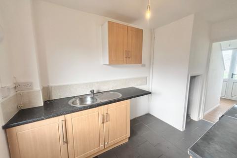 28 Biddulph Estate, Llanelli, SA15 2BU