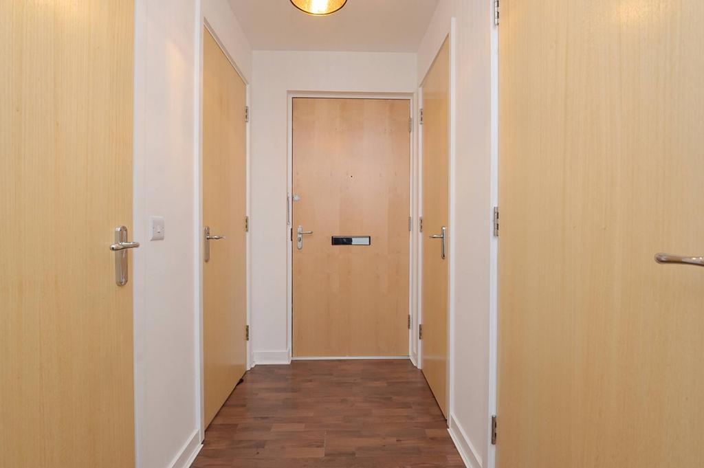 MFL7249914 567.jpg