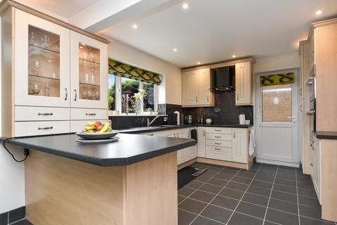 4 bedroom detached house for sale, Lambourn Close, North Shoebury, Shoeburyness, Essex, SS3