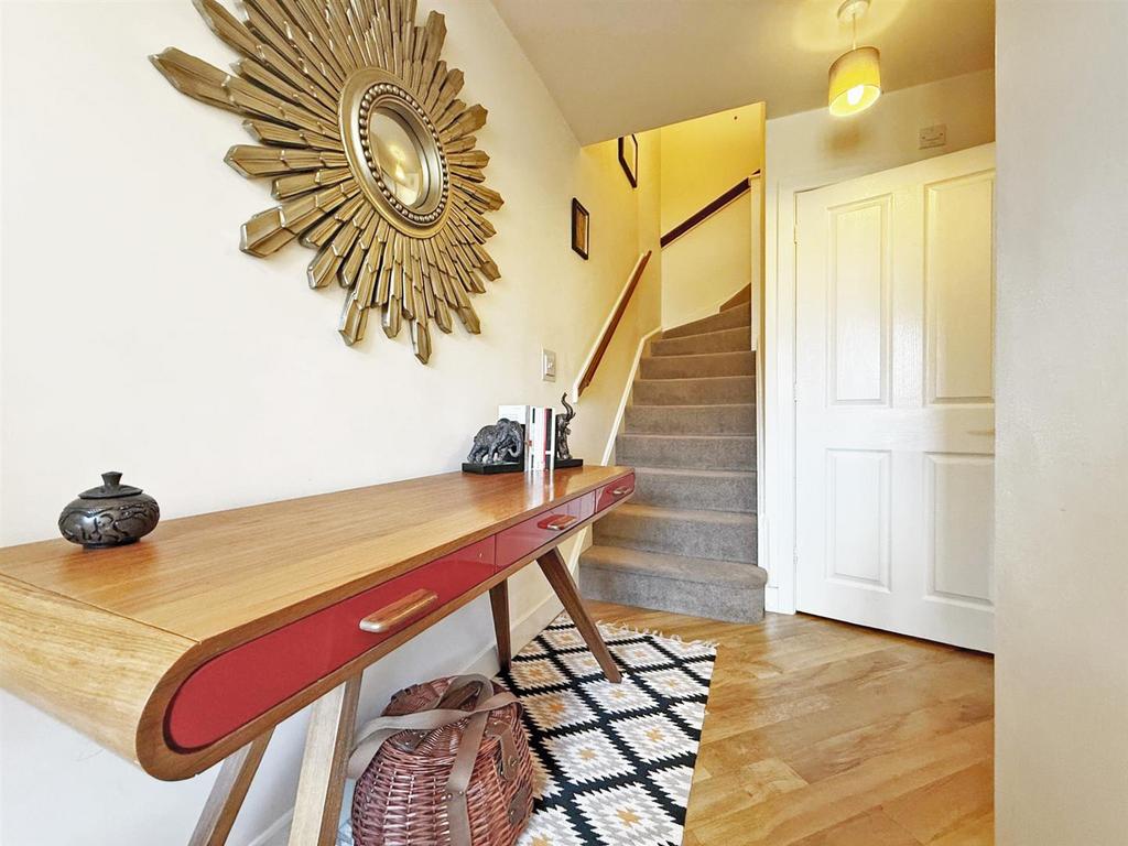 Thumbnail image4.jpg