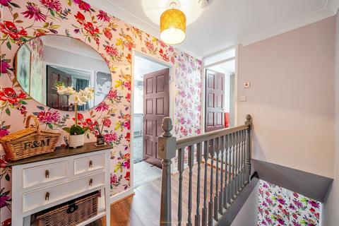 undefined, Ethnard Road, London, SE15