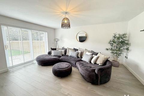 5 bedroom detached house for sale, Abermellte Court, Neath SA11