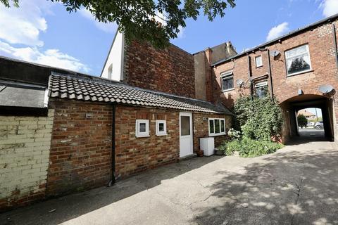 undefined, Hull Road, Hessle
