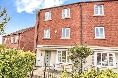 4 bedroom end of terrace house for sale, Brunel Way, Swadlincote DE11