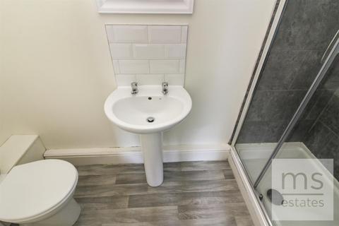 1 bedroom in a house share to rent, Wellington Square, Nottingham NG7