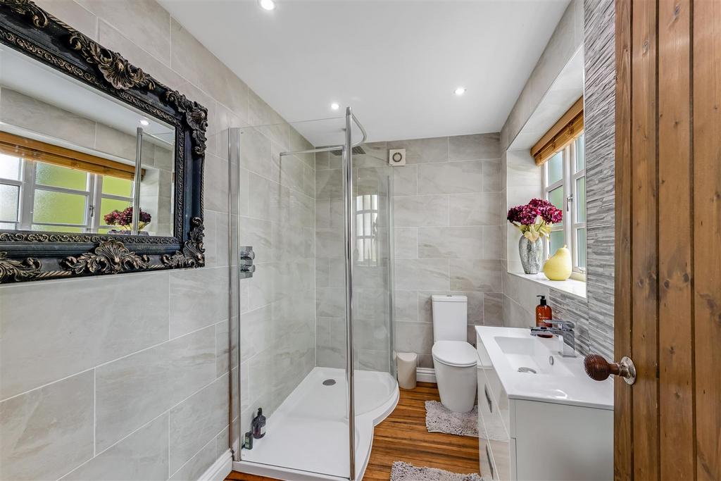 Downstairs Bathroom