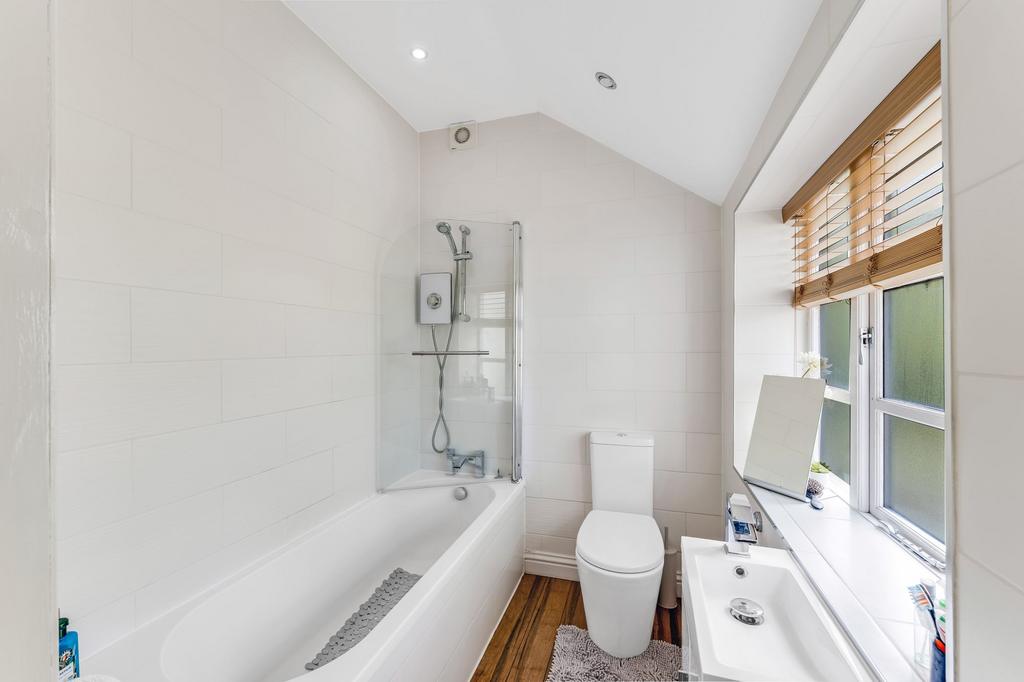 Upstairs Bathroom