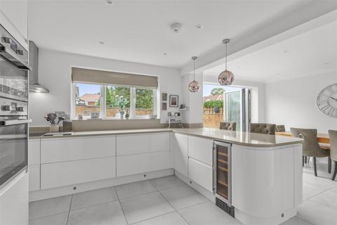 4 bedroom detached house for sale, Fair Ridge, High Wycombe HP11
