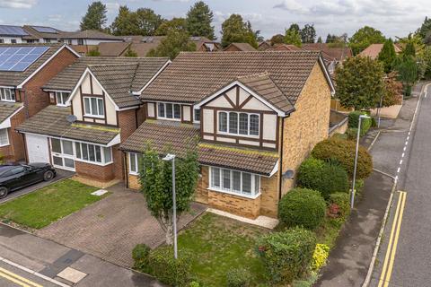 4 bedroom detached house for sale, Fair Ridge, High Wycombe HP11