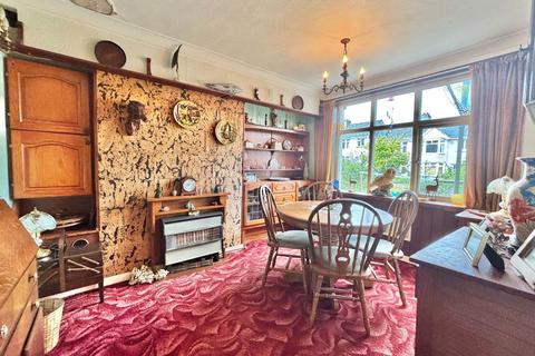 4 bedroom end of terrace house for sale, York Road, Paignton