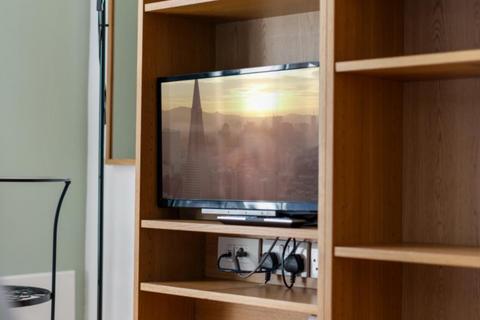 undefined, North Gower Street, London, NW1