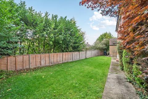 2 bedroom maisonette for sale, Nethern Court Road, Woldingham, CR3