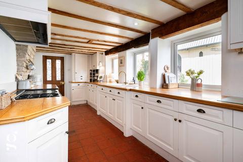 5 bedroom detached house for sale, Shucknall, Hereford