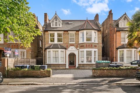2 bedroom flat for sale, Freeland Road, London, W5