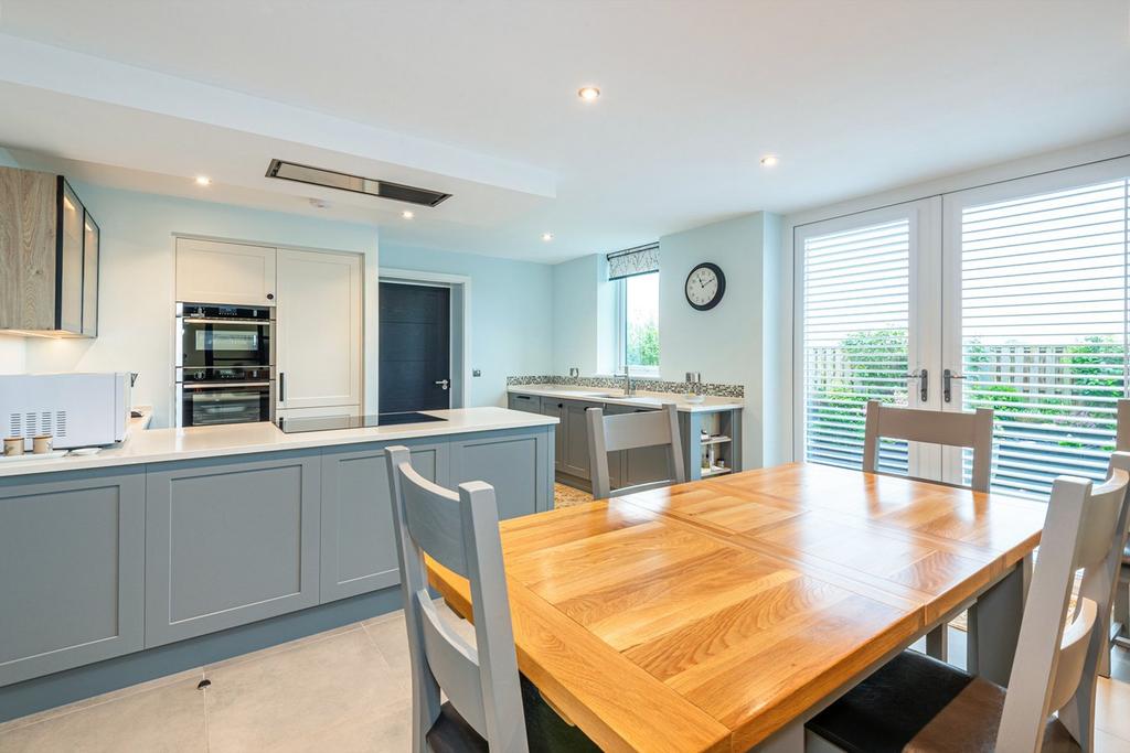 Dining Kitchen