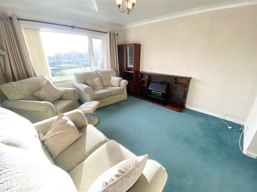 Lounge new decorated.jpg