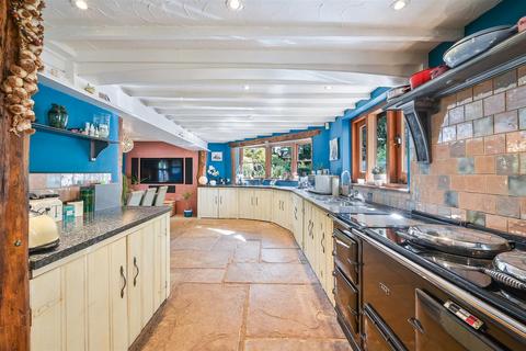 4 bedroom house for sale, High Road, Chipstead, Coulsdon