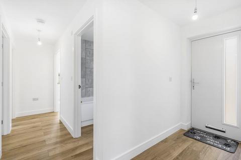 undefined, Burgess Court, Donington