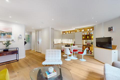 undefined, Flat  -, Drury Lane, Covent Garden, London WC2B