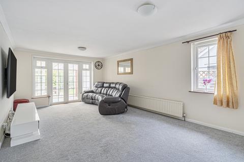 4 bedroom detached bungalow for sale, Allenstyle Drive, Barnstaple EX31