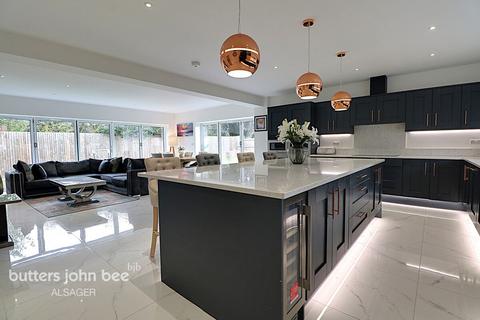5 bedroom detached house for sale, Leycroft Drive, Alsager