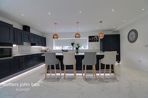 5 bedroom detached house for sale, Leycroft Drive, Alsager