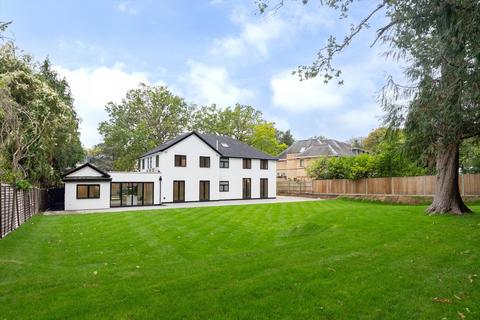 5 bedroom detached house to rent, Coombe Park, Kingston Upon Thames, KT2