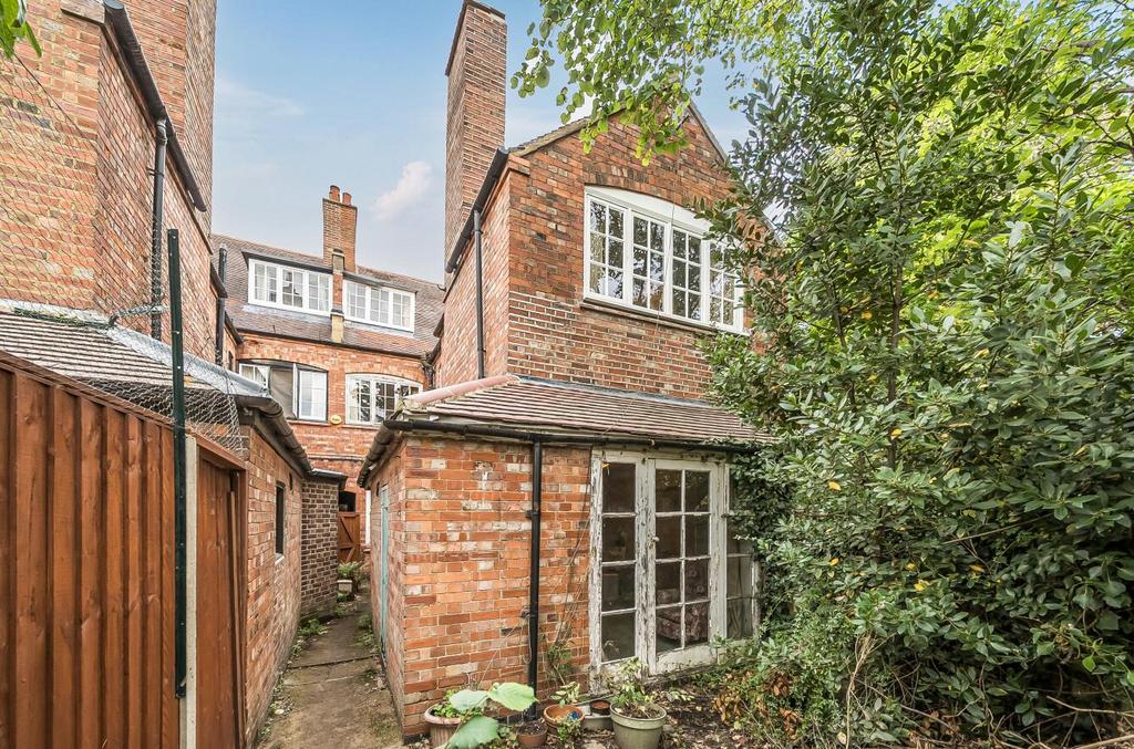 Davidson Frost-Wellings, DFW, Stanmore Hill, Back