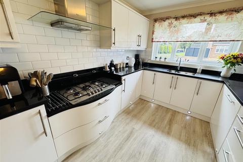 14 Glendale Close, Sunderland, SR3 3RY