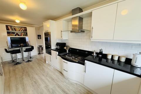 14 Glendale Close, Sunderland, SR3 3RY