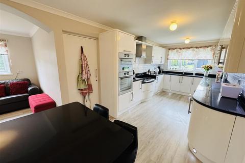 14 Glendale Close, Sunderland, SR3 3RY