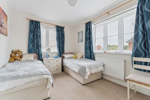 undefined, Millway Furlong, Aylesbury HP17