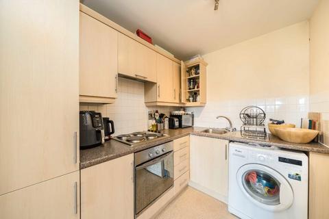 1 bedroom flat for sale, Effra Parade, London SW2