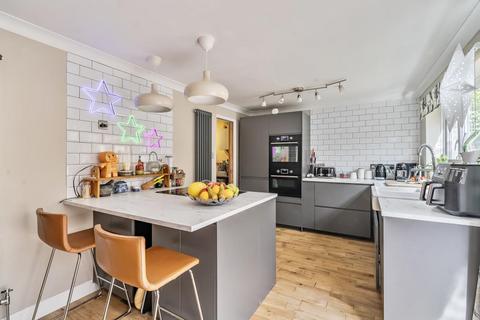 3 bedroom detached house for sale, Shaw,  Newbury,  RG14