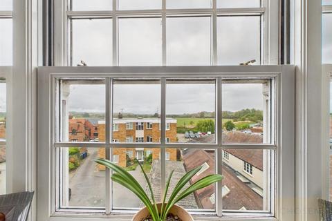 undefined, Church Street, Tewkesbury