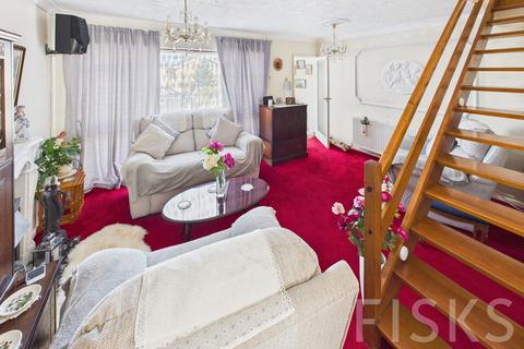 1 bedroom detached house for sale, Waarem Avenue, Canvey Island, SS8