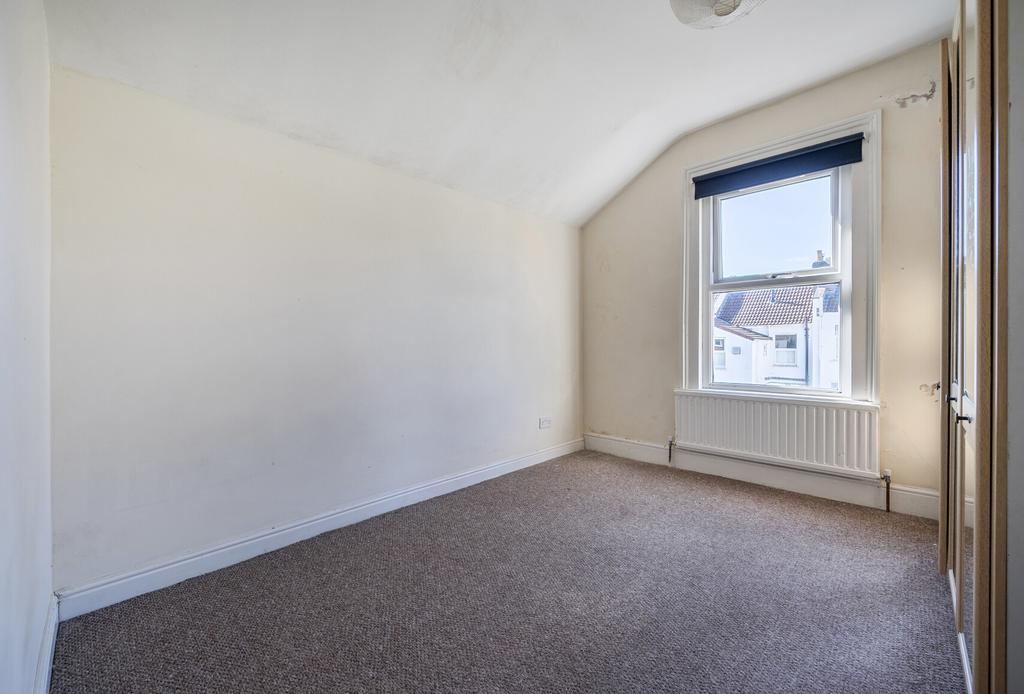 1346096-7-68bf030...