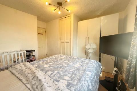 undefined, Siskin Close, Borehamwood