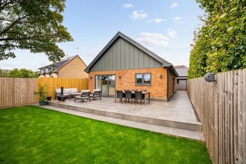 3 bedroom detached house for sale, Elfleda Road, Cambridge, CB5