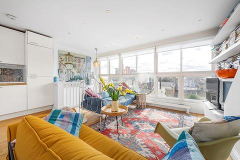 3 bedroom flat for sale, Kellett Road, SW2