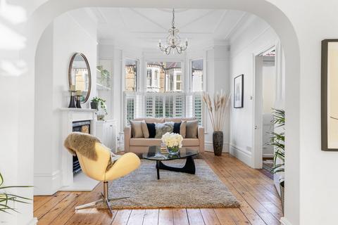 undefined, Calbourne Road, London, SW12