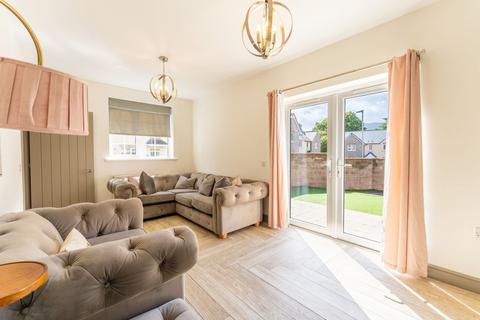 3 bedroom semi-detached house for sale, Clos Y Pinwydd, Abergavenny, NP7