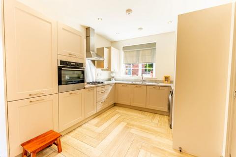 3 bedroom semi-detached house for sale, Clos Y Pinwydd, Abergavenny, NP7