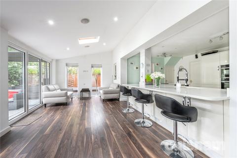 4 bedroom detached house for sale, Longmoor Close, Redditch, B97