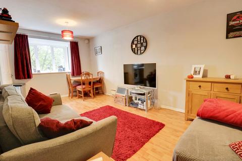 71 The Meadows, Sawbridgeworth, CM21 9RA