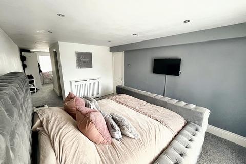 4 bedroom detached house for sale, Gawthorpe Close, Bury, BL9