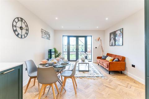 1 bedroom flat for sale, 164 Harlesden Road, London NW10