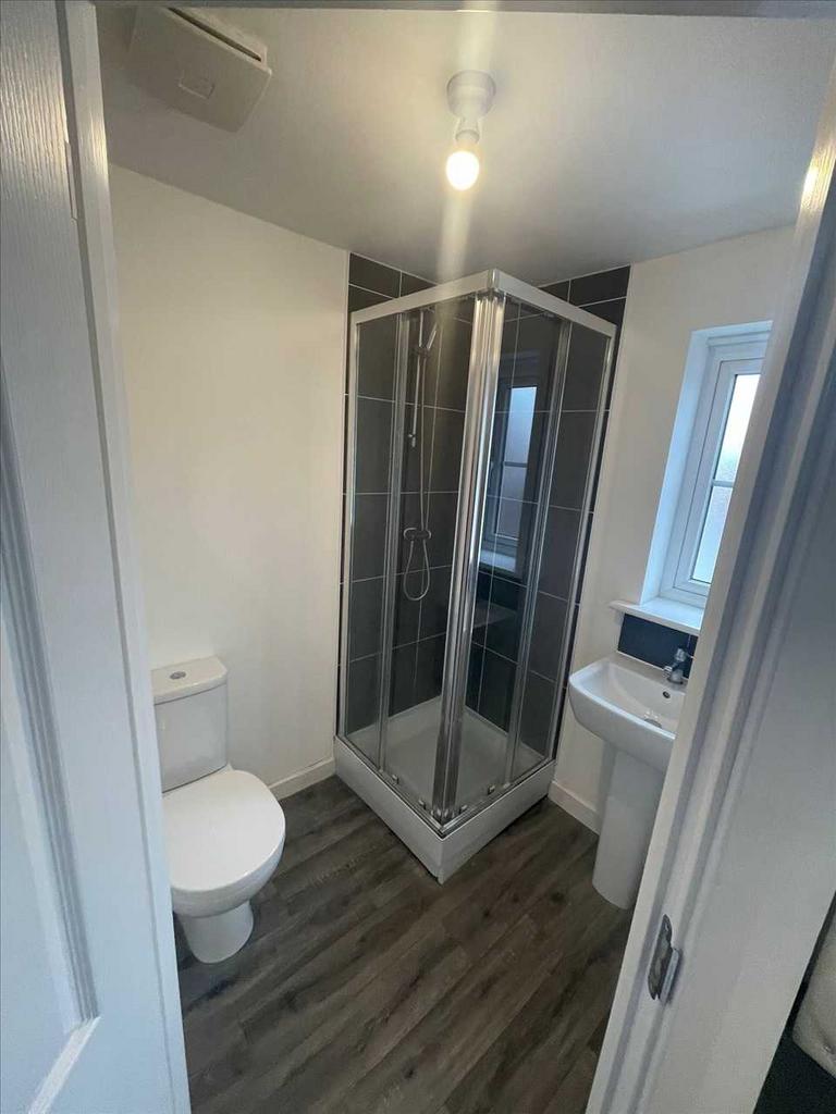 En suite shower room