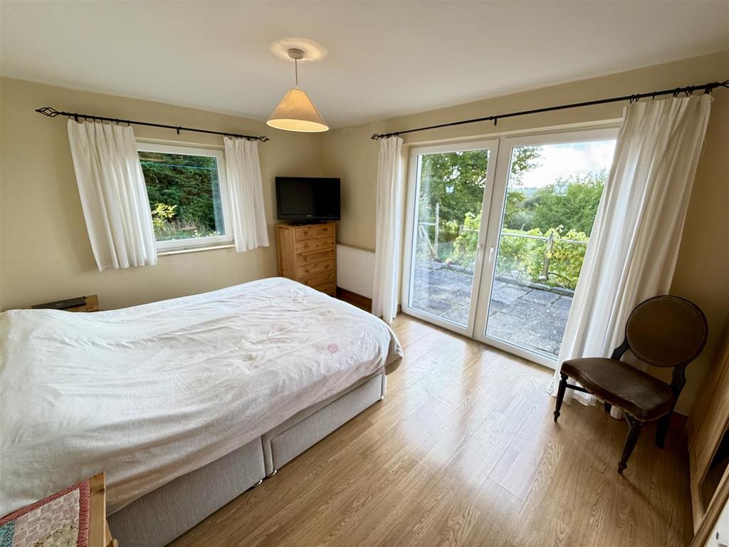 Ground floor bedroom