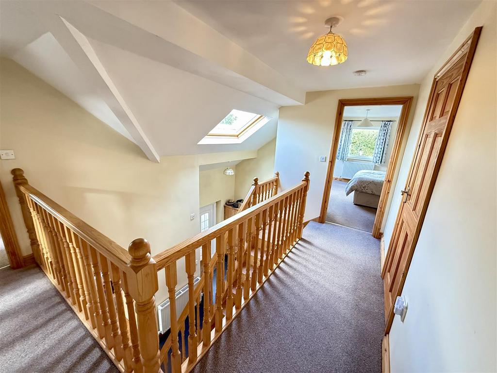 First floor   galleried landing